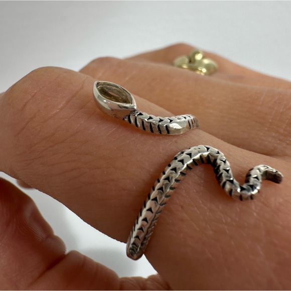 Sterling Silver 925 Citrine Yellow Stone Snake Ring Adjustable Size 7.75 - Picture 3 of 15